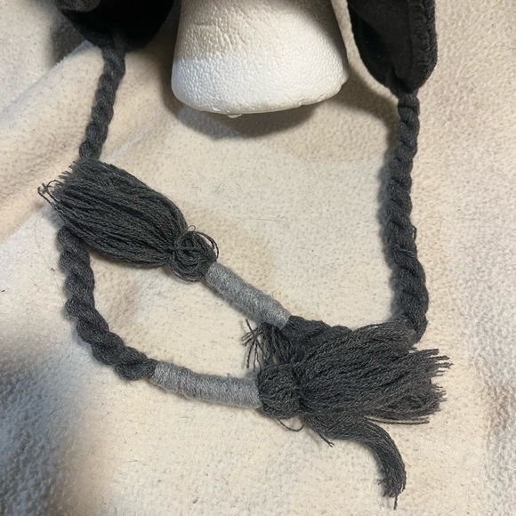 Winter Essentials Winter Hat - Picture 3 of 8